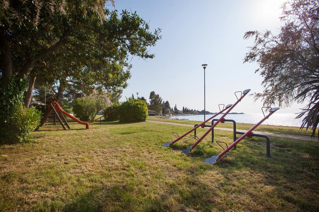 Daila Apartments Novigrad Istria Szoba fotó
