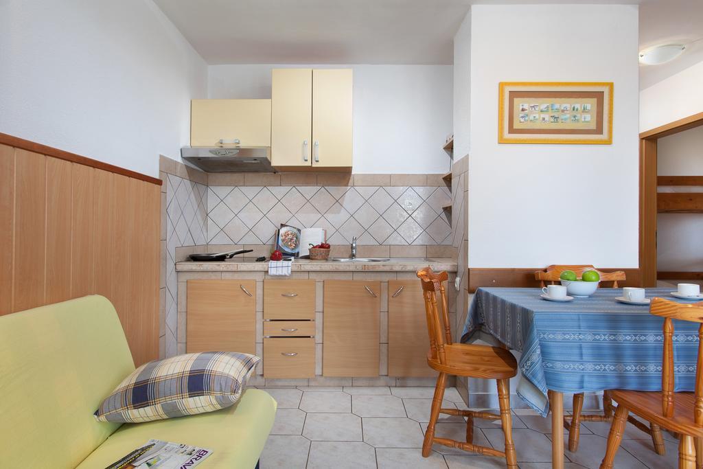 Daila Apartments Novigrad Istria Szoba fotó
